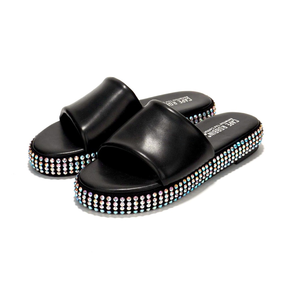 DamDam...PU Studded Sole Slides